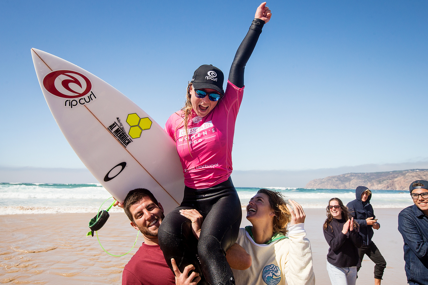 Nikki Van Dijk fatura o Cascais Women´s Pro.